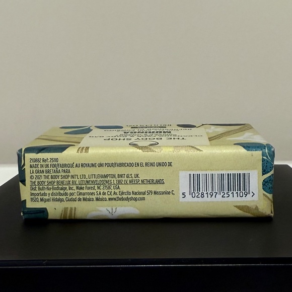 The Body Shop Moringa Cleansing Face & Body Soap Bar 3.5 Oz 100g New HTF - Picture 4 of 4